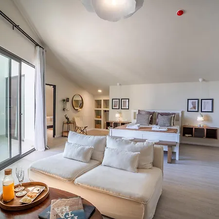 Payava By True Blue Hotel