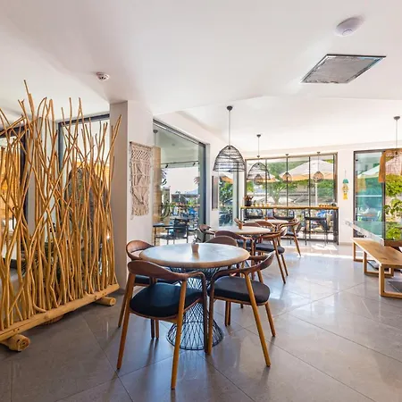 Payava By True Blue Hotel