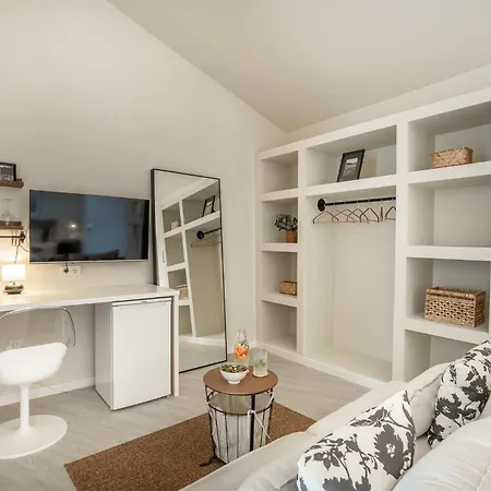Payava By True Blue Hotel *