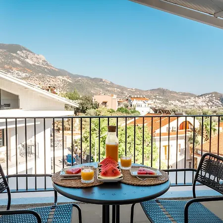 Payava By True Blue Hotel