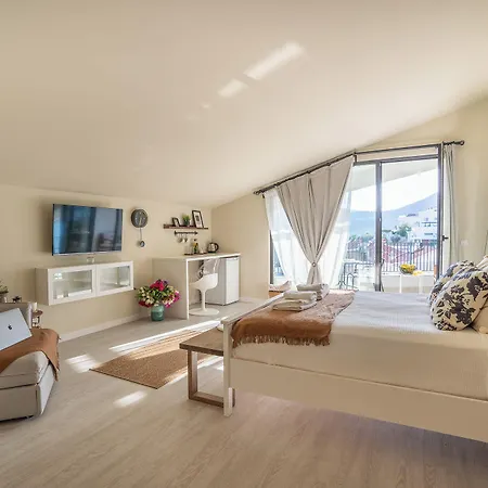 Payava By True Blue Kalkan