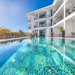 Payava By True Blue Hotel